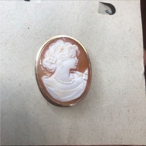 Vintage 14k gold Italy brooch/pendant